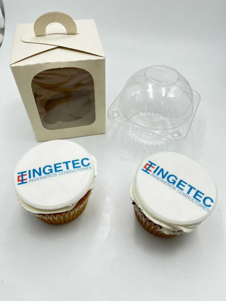Cupcakes corporativos personalizados con logo de empresa en Bogotá, ideales para eventos y regalos empresariales