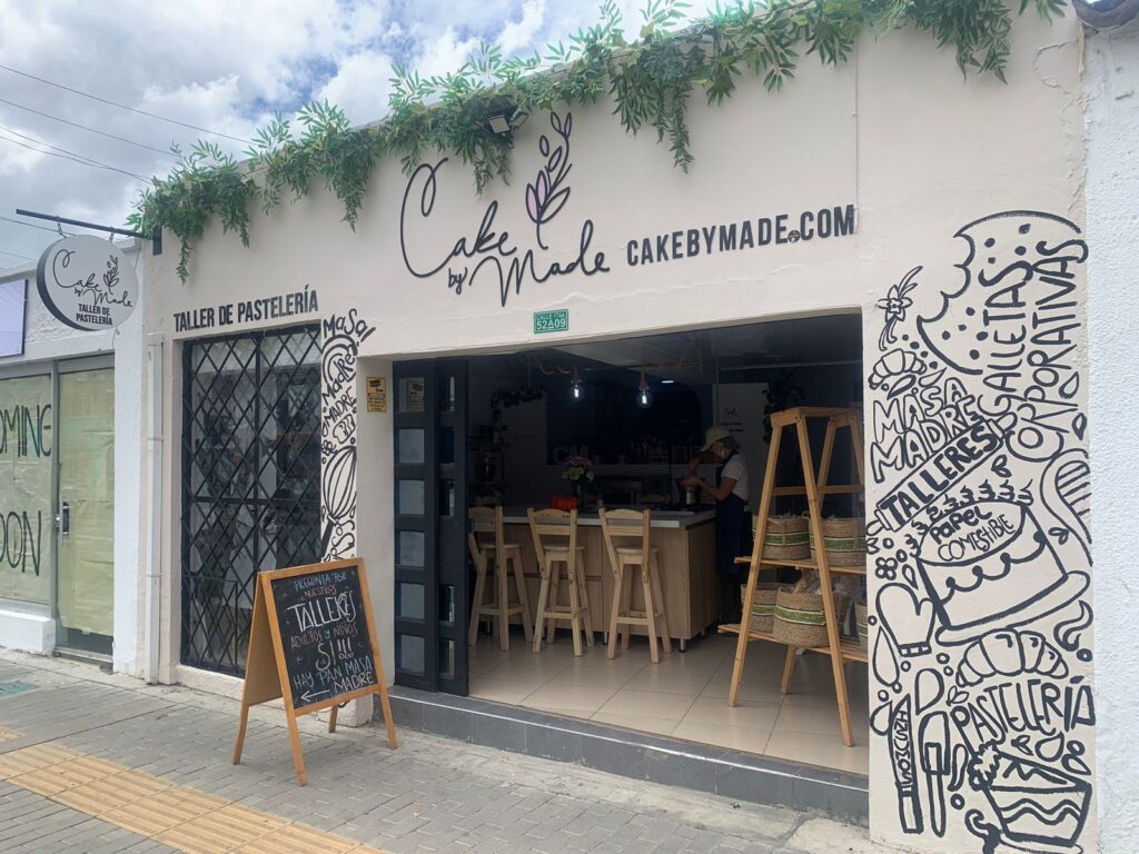 Taller de pastelería Donde se realiza el curso de masa madre en Bogotá. Se encuentra ubicado en la localidad de suba Barrio Villa del Prado