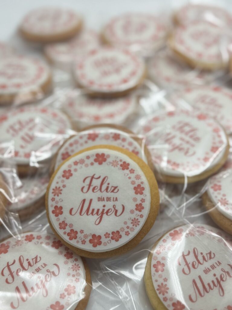 Galletas Personalizadas en Bogotá 65 Mens Feliz día de la mujer aje en galletas decorada