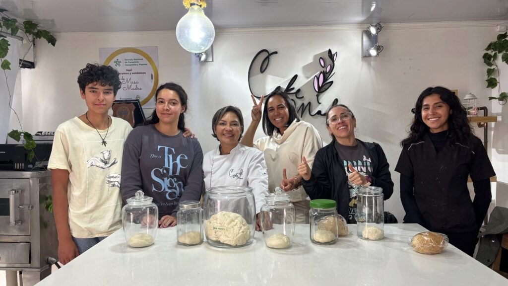 Curso de Pastelería Saludable Bogotá | 1 Día – Cake by Made 4 'Madeleine Barajas Salazar, instructora de pastelería saludable en Bogotá norte, taller Cake by Made'