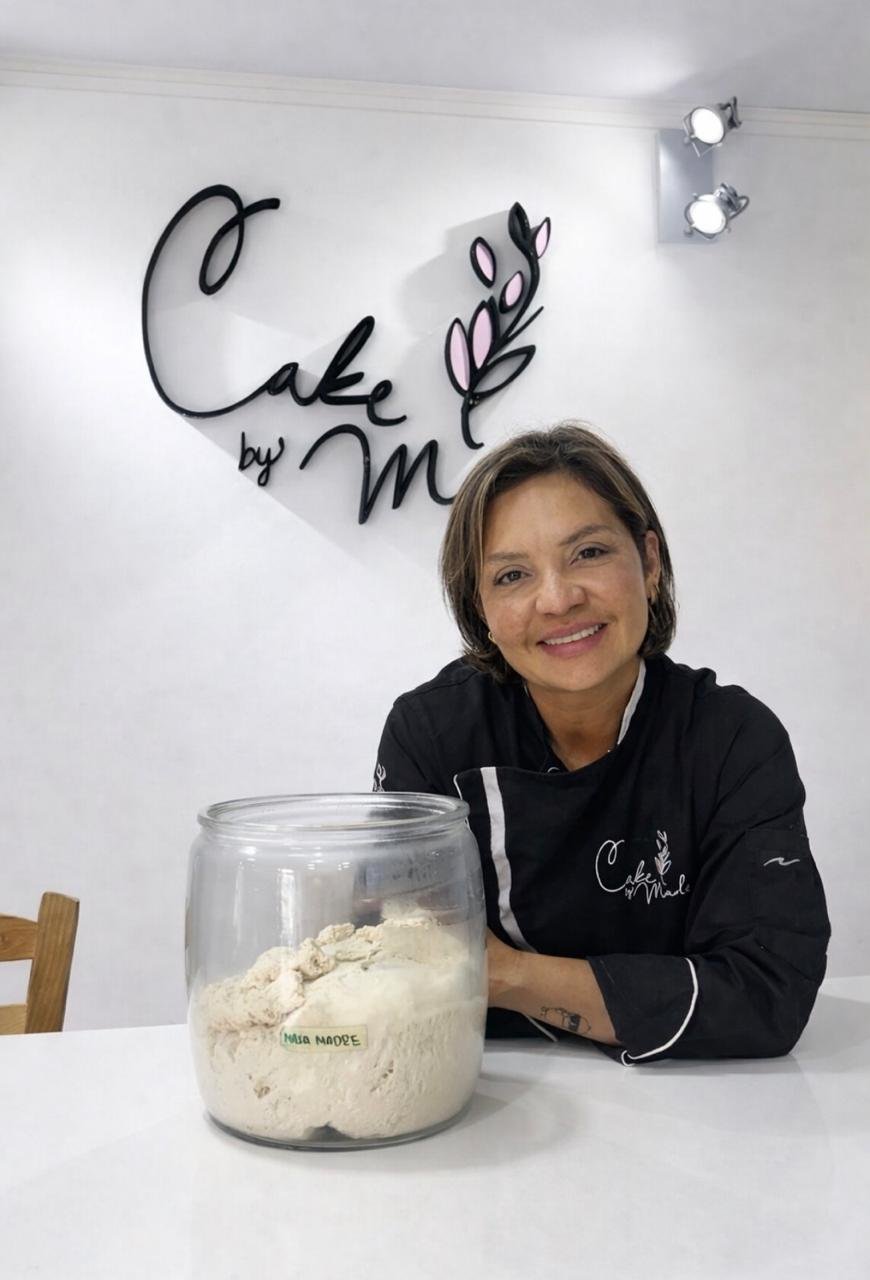 Curso de Pastelería Saludable Bogotá | 1 Día – Cake by Made 8 WhatsApp Image 2026 02 17 at 18.25.37 1